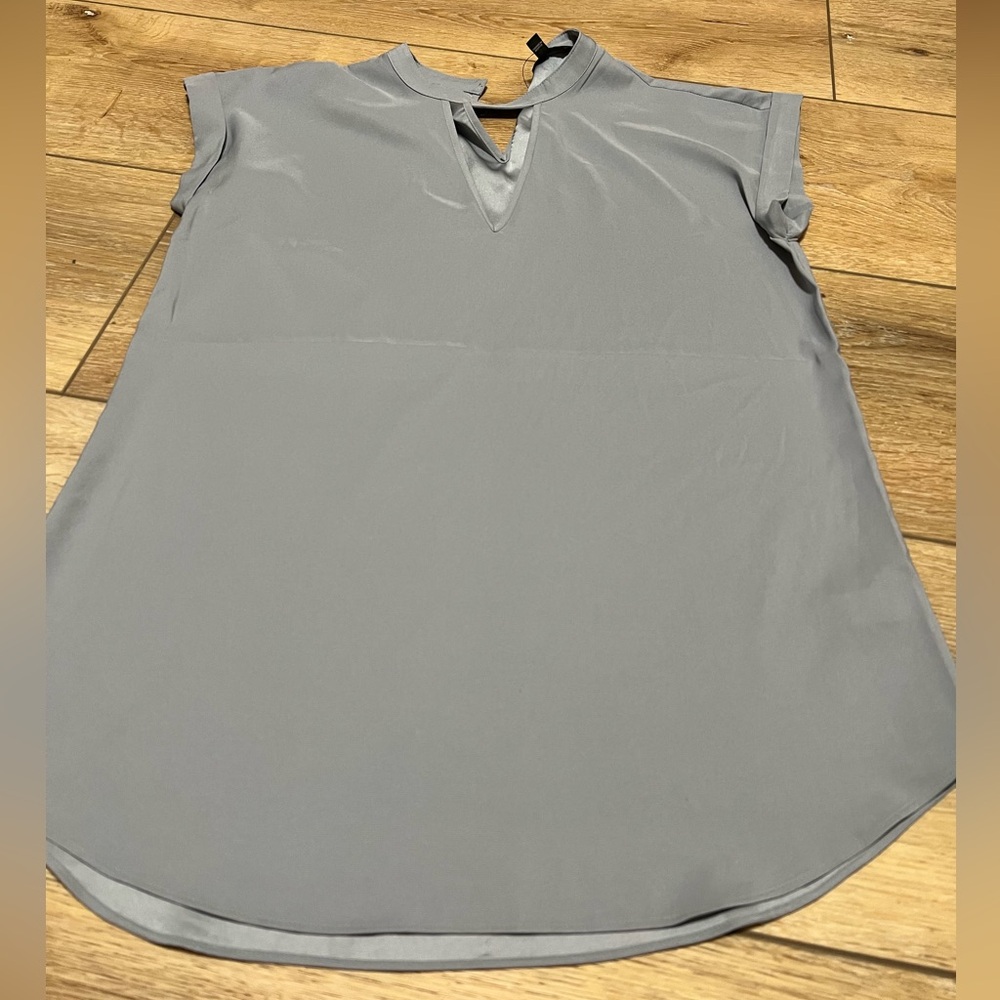 Express Women’s Work Top Size Medium